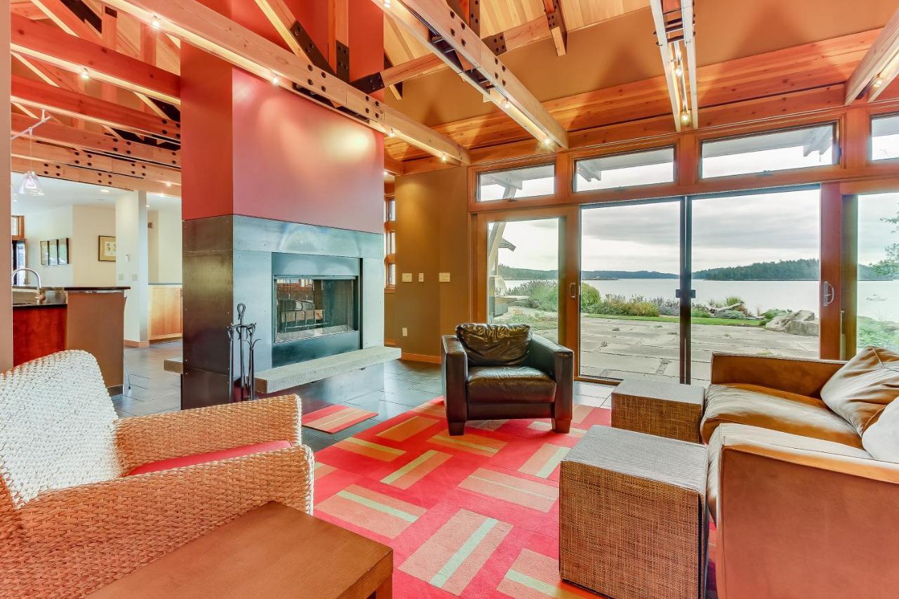 Fidalgo Island Waterfront Stunner Villa Anacortes Eksteriør bilde
